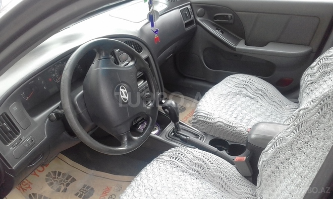 Hyundai Elantra 2004, 240,000 km - 2.0 l - Bakı