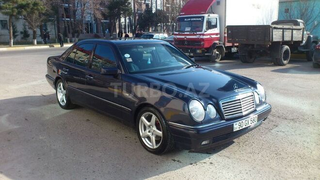 Mercedes E 230 1996, 230,000 km - 2.3 l - Sumqayıt