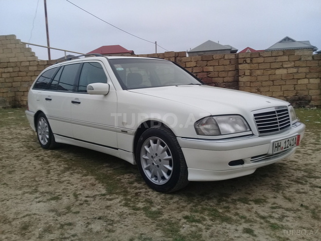 Mercedes C 220 1998, 238,000 km - 2.2 l - Bakı