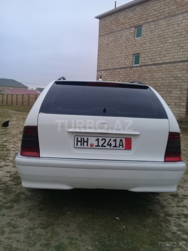 Mercedes C 220 1998, 238,000 km - 2.2 l - Bakı