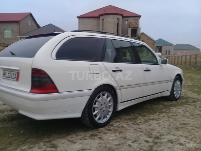 Mercedes C 220 1998, 238,000 km - 2.2 l - Bakı