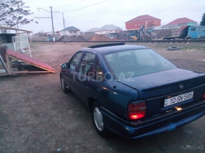 Opel Vectra 1994, 312,000 km - 2.0 l - Bakı