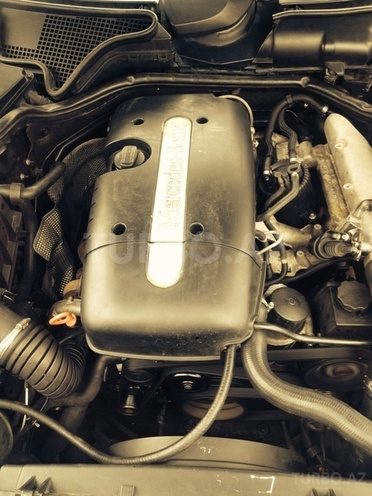Mercedes E 220 1999, 386,000 km - 2.2 l - Bakı