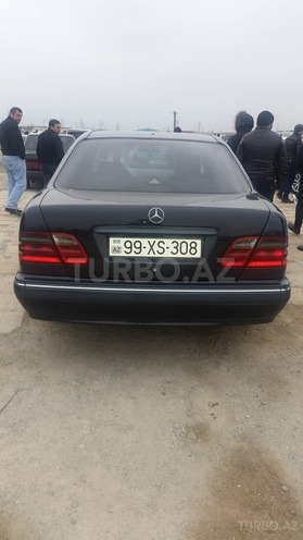Mercedes E 270 1999, 450,000 km - 2.7 l - Bakı