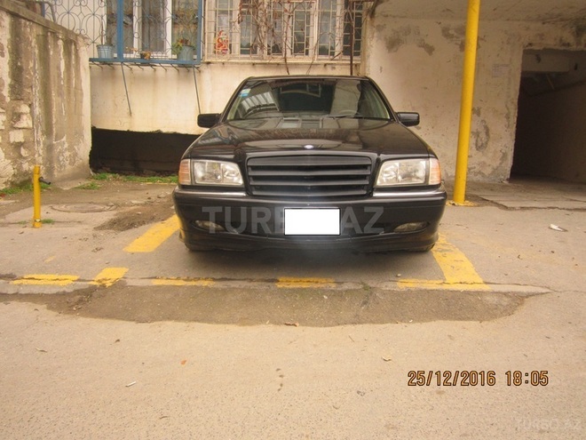 Mercedes C 230 1999, 198,000 km - 2.3 л - Bakı