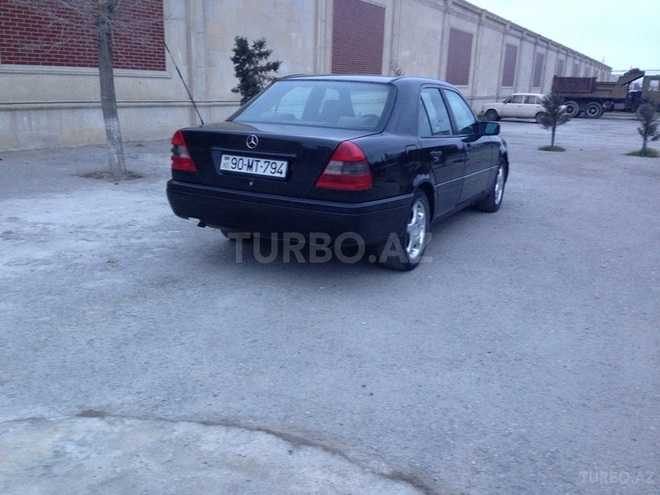 Mercedes C 180 1995, 276,000 km - 1.8 l - Sumqayıt