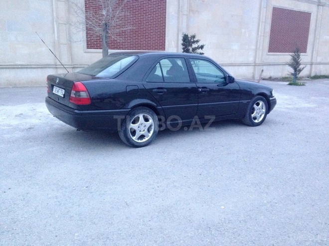 Mercedes C 180 1995, 276,000 km - 1.8 l - Sumqayıt