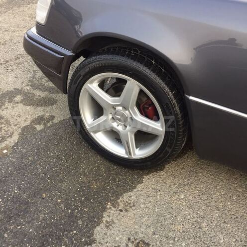 Mercedes E 220 1994, 246,000 km - 2.2 l - Bakı