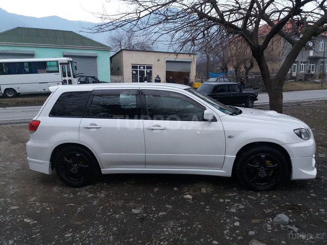 Mitsubishi Airtrek 2002, 150,000 km - 2.0 l - Zaqatala