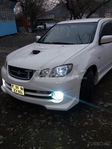 Mitsubishi Airtrek 2002, 150,000 km - 2.0 l - Zaqatala