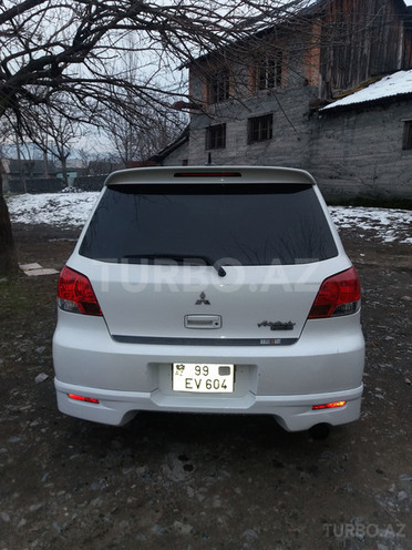 Mitsubishi Airtrek 2002, 150,000 km - 2.0 l - Zaqatala