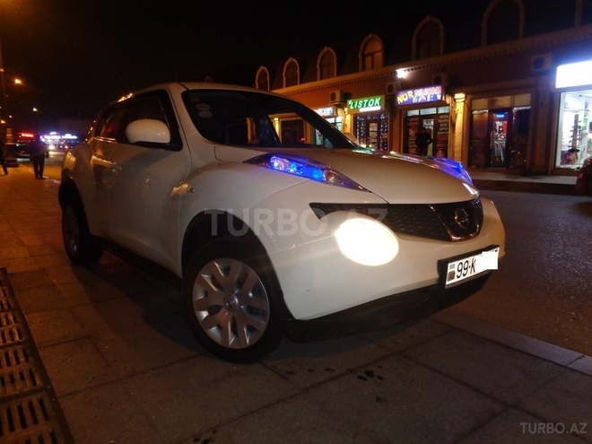 Nissan Juke 2012, 119,000 km - 1.6 л - Bakı