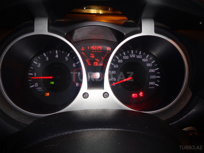 Nissan Juke 2012, 119,000 km - 1.6 л - Bakı