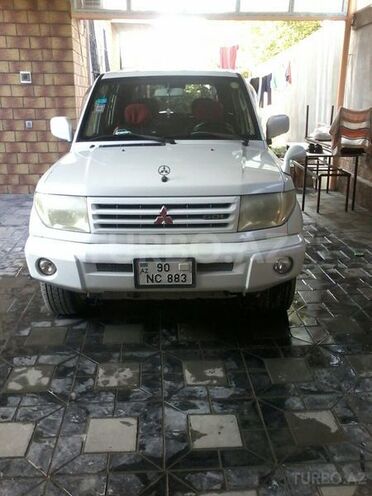 Mitsubishi Pajero io 2000, 14,000 km - 1.8 l - Bakı