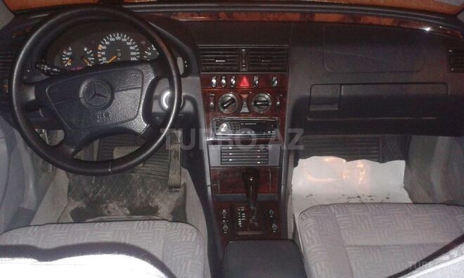 Mercedes C 180 1998, 292,000 km - 0.2 l - Bakı