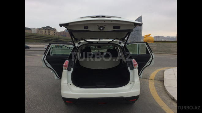 Nissan X-Trail 2016, 3,250 km - 2.0 l - Bakı