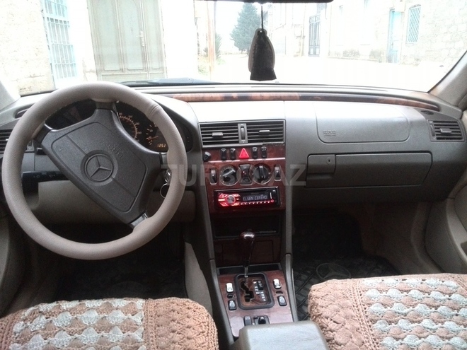 Mercedes C 230 1998, 188,888 km - 2.3 l - Bakı