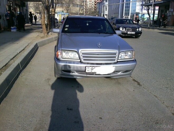 Mercedes C 220 1999, 248,000 km - 2.2 l - Bakı