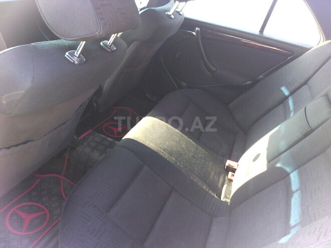 Mercedes C 220 1999, 248,000 km - 2.2 l - Bakı