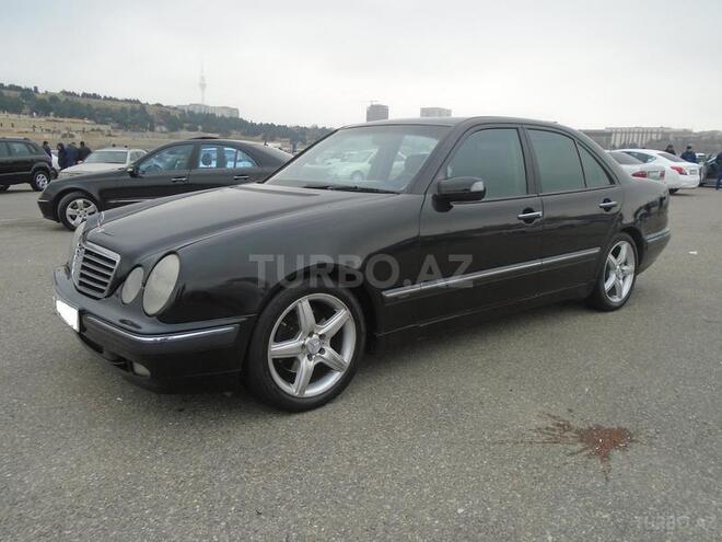 Mercedes E 320 2000, 196,000 km - 3.2 l - Bakı