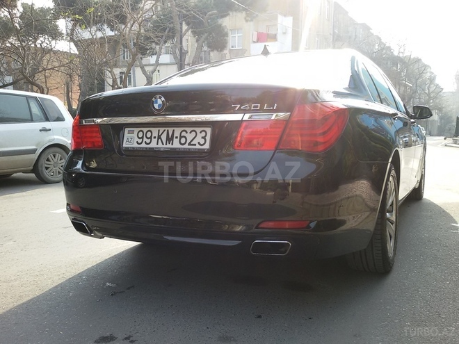 BMW 740 2010, 215,000 km - 3.0 l - Bakı