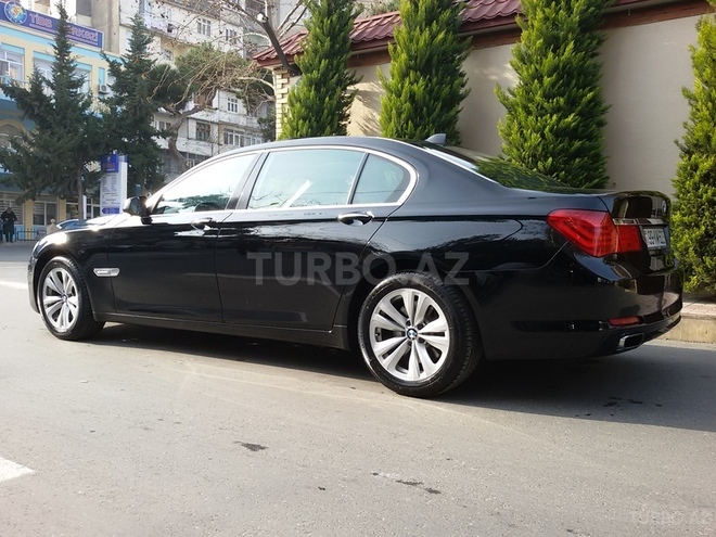 BMW 740 2010, 215,000 km - 3.0 l - Bakı