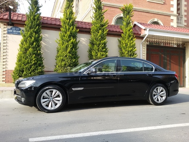 BMW 740 2010, 215,000 km - 3.0 l - Bakı