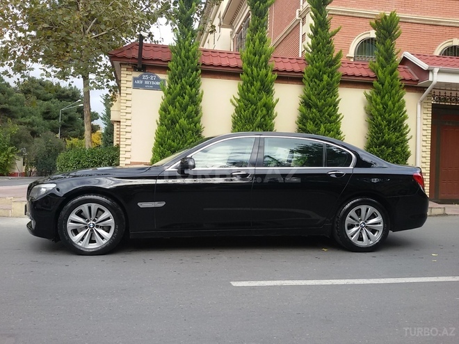 BMW 740 2010, 215,000 km - 3.0 l - Bakı
