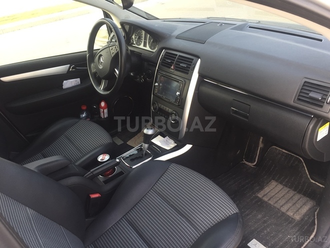 Mercedes B 200 2007, 102,000 km - 2.0 l - Bakı