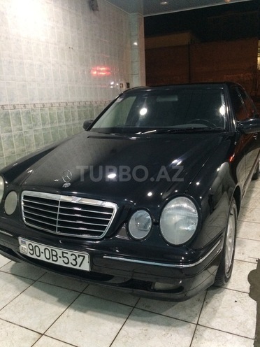 Mercedes E 220 2000, 212,000 km - 2.2 l - Bakı