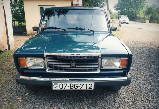 LADA (VAZ) 2107 2002, 240,000 km - 1.6 l - Astara