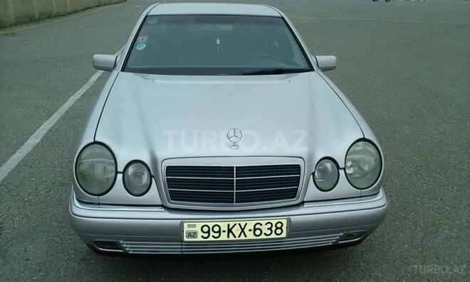 Mercedes E 240 1998, 299,047 km - 2.4 l - Bakı