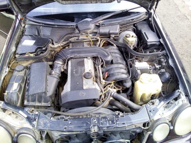 Mercedes E 320 1996, 285,356 km - 3.2 l - Lənkəran