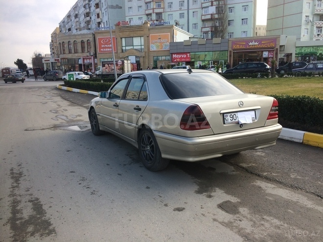 Mercedes C 180 1997, 146,785 km - 1.8 l - Xırdalan
