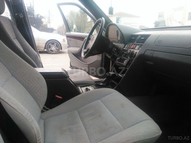 Mercedes C 250 1997, 225,328 km - 2.5 l - Ağdaş