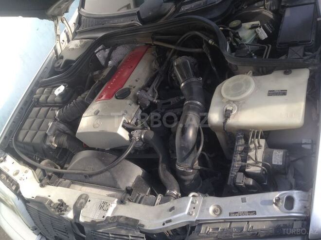 Mercedes C 230 2000, 176,000 km - 2.3 l - Bakı