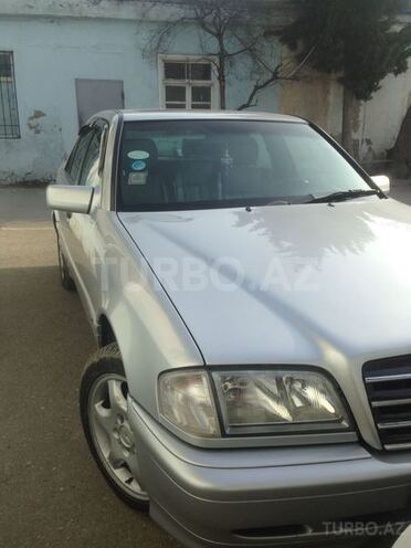 Mercedes C 230 2000, 176,000 km - 2.3 l - Bakı