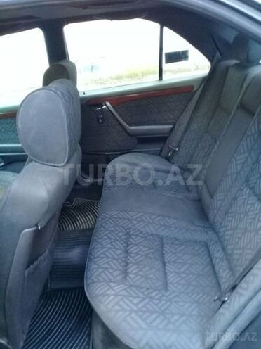 Mercedes C 220 1994, 361,492 km - 2.2 л - Bakı