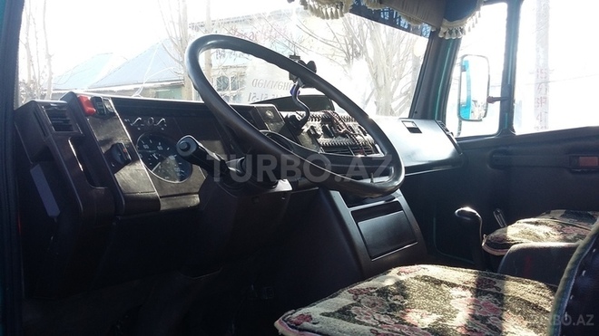 Mercedes 709 D 1989, 570,000 km - 4.0 l - Sumqayıt