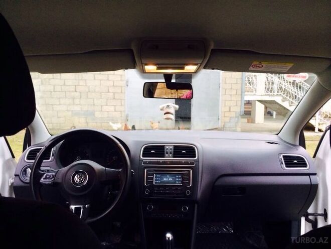 Volkswagen Polo 2013, 78,000 km - 1.6 l - Bakı