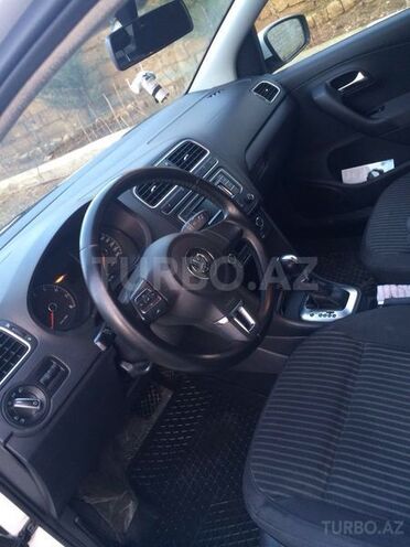 Volkswagen Polo 2013, 78,000 km - 1.6 l - Bakı