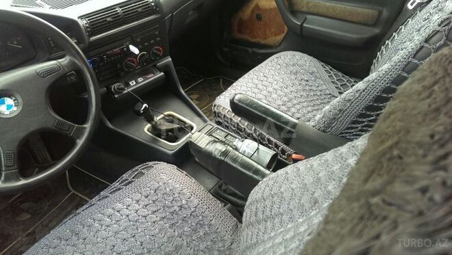 BMW 525 1990, 250,000 km - 2.5 l - Bakı