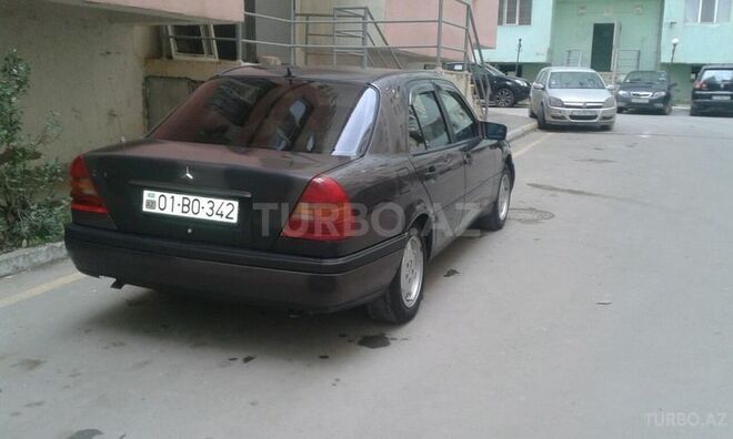 Mercedes C 180 1995, 334,761 km - 1.8 л - Bakı