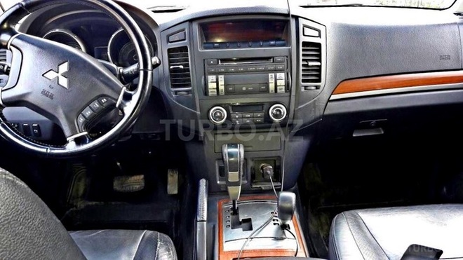 Mitsubishi Pajero 2007, 157,000 km - 3.0 л - Bakı