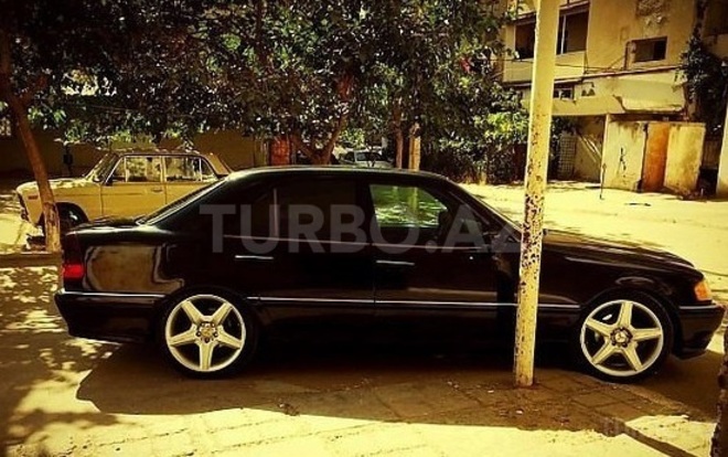 Mercedes C 230 1999, 198,000 km - 2.3 л - Bakı