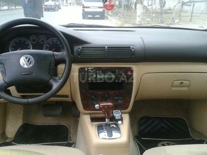 Volkswagen Passat 2001, 153,000 km - 2.8 l - Sumqayıt