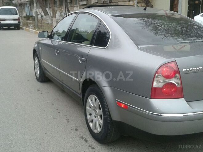Volkswagen Passat 2001, 153,000 km - 2.8 l - Sumqayıt
