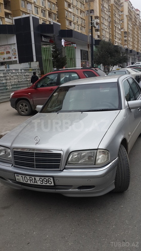 Mercedes C 220 1998, 290,000 km - 2.2 l - Bakı