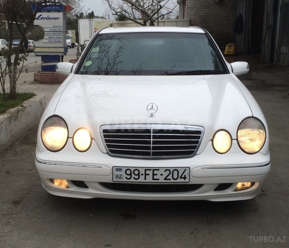 Mercedes E 240 2000, 163,000 km - 2.6 l - Bakı