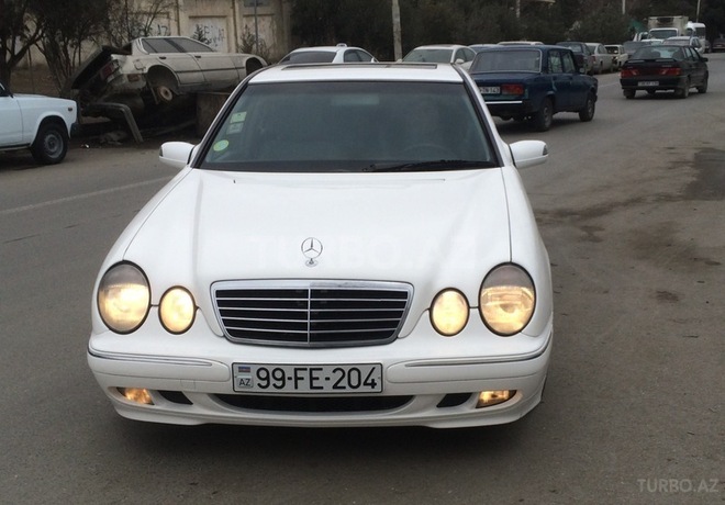 Mercedes E 240 2000, 163,000 km - 2.6 l - Bakı